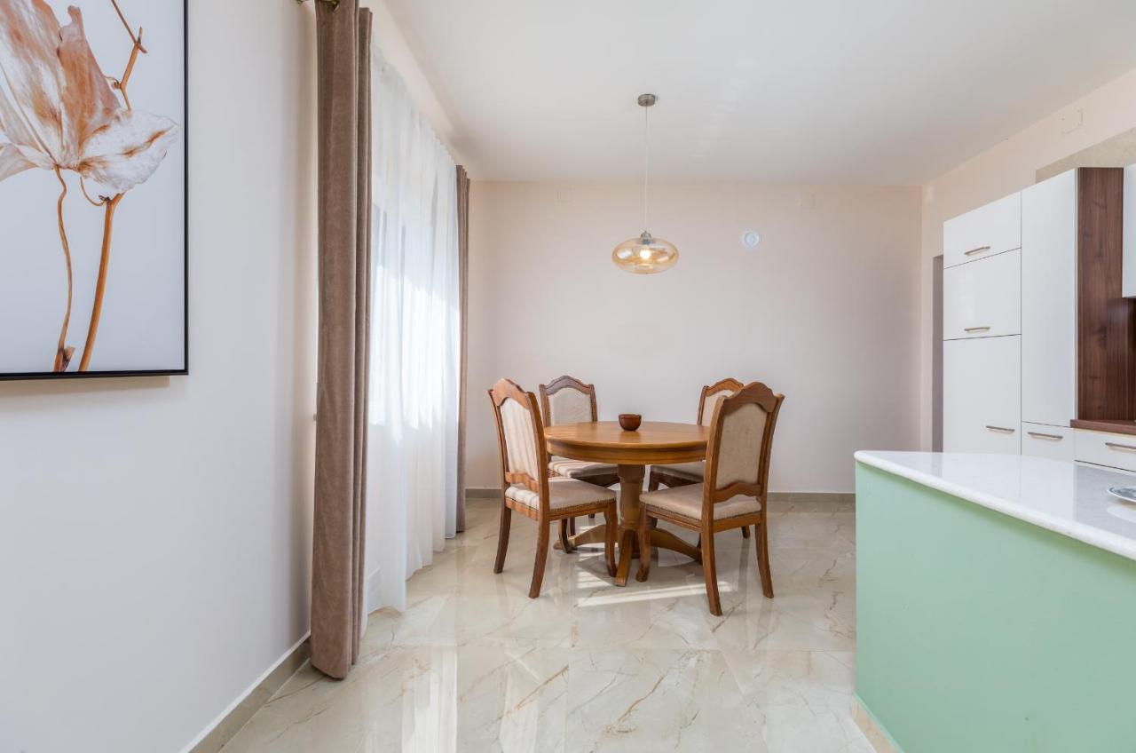 Apartman Darija 沃德年 外观 照片
